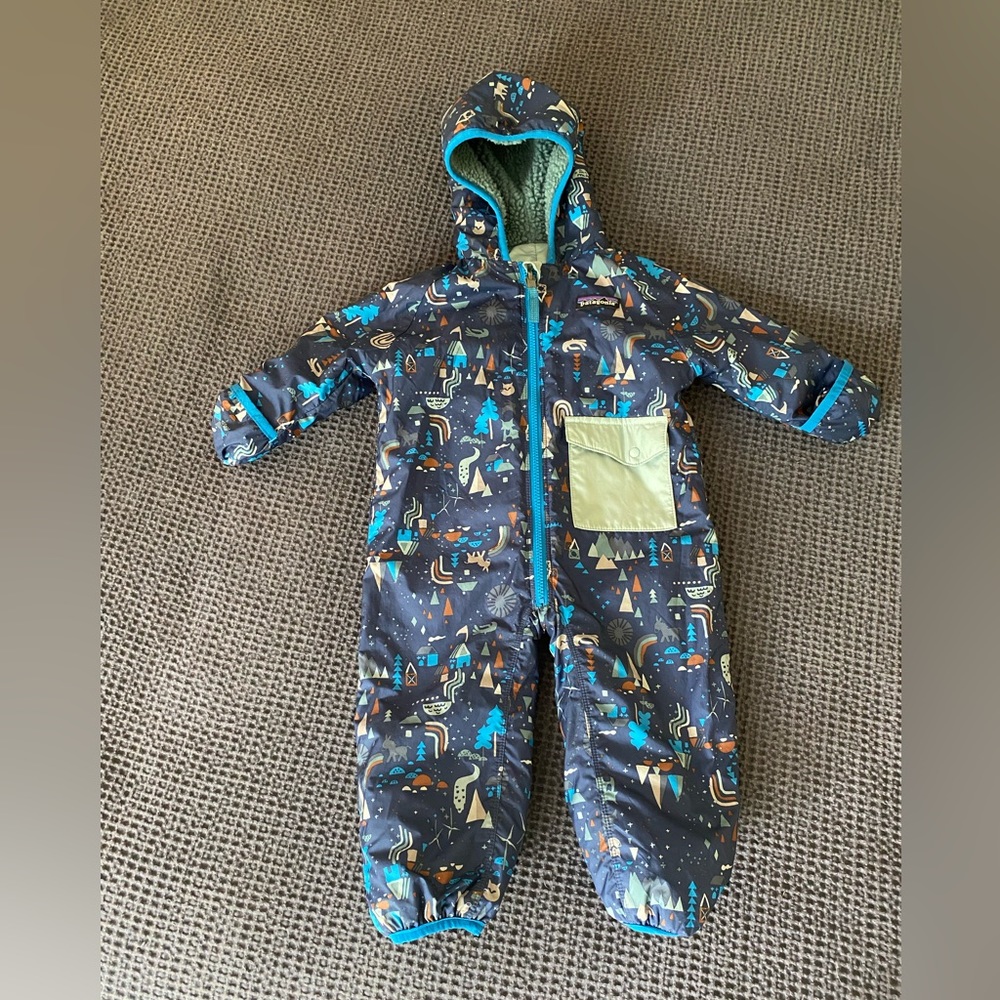 Patagonia baby reversible snowsuit
